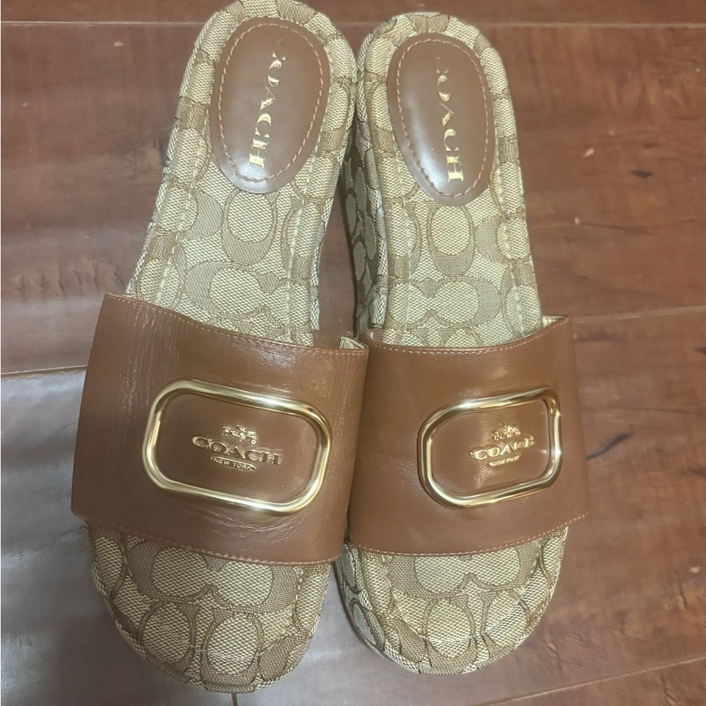 Coach Eloise Slip-on Sandal